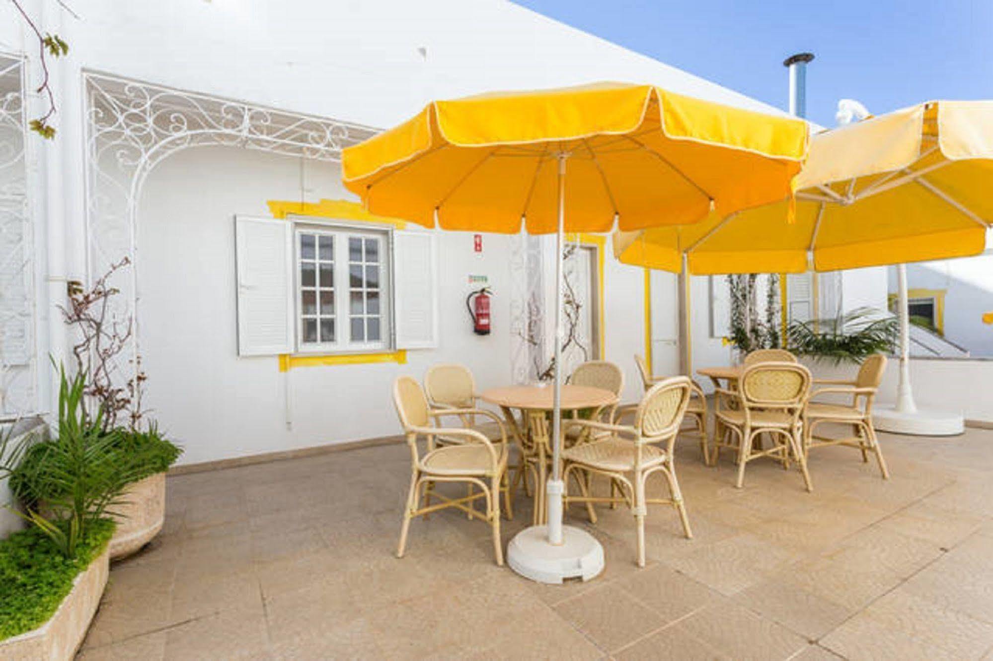 Hotel Residencial Miramar Quarteira Exterior foto